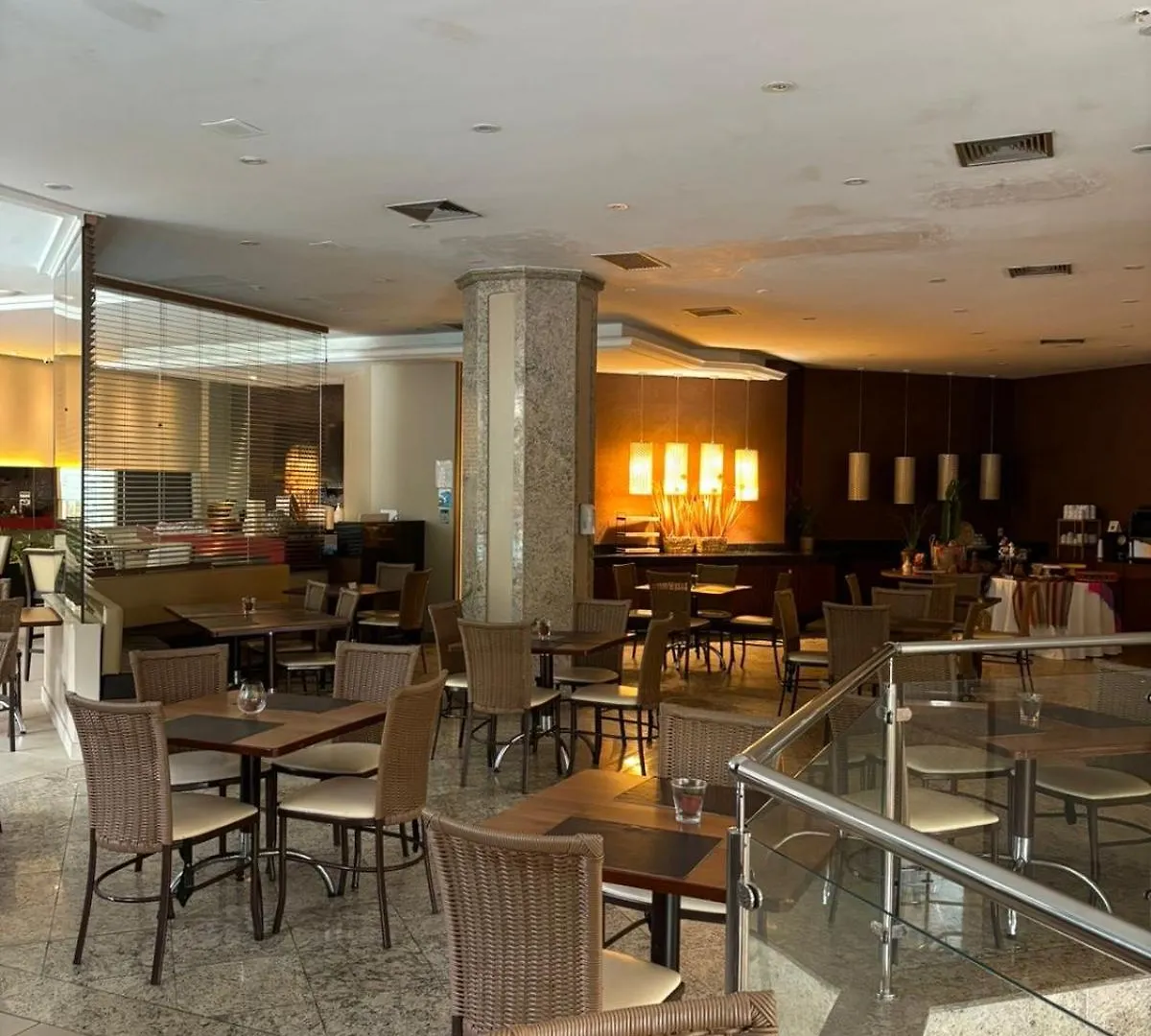 מלון דירות Apart Hotel Moderno Em ג'וינוויל